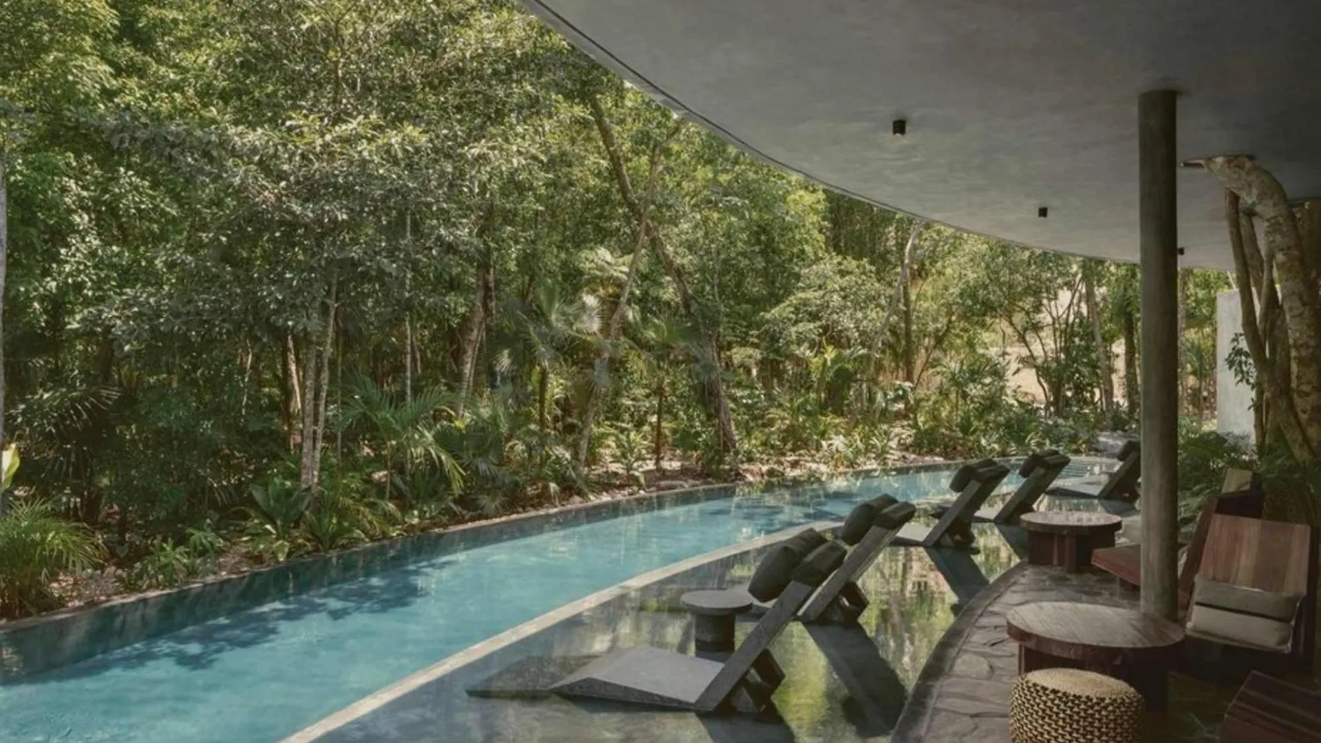 Apartment Barneys New York Luxury Red Condo Tulum